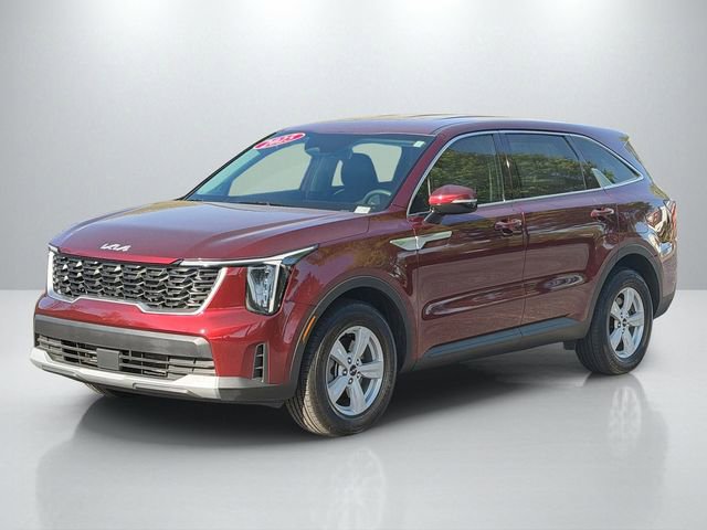 Certified 2025 Kia Sorento LX FWD image 3