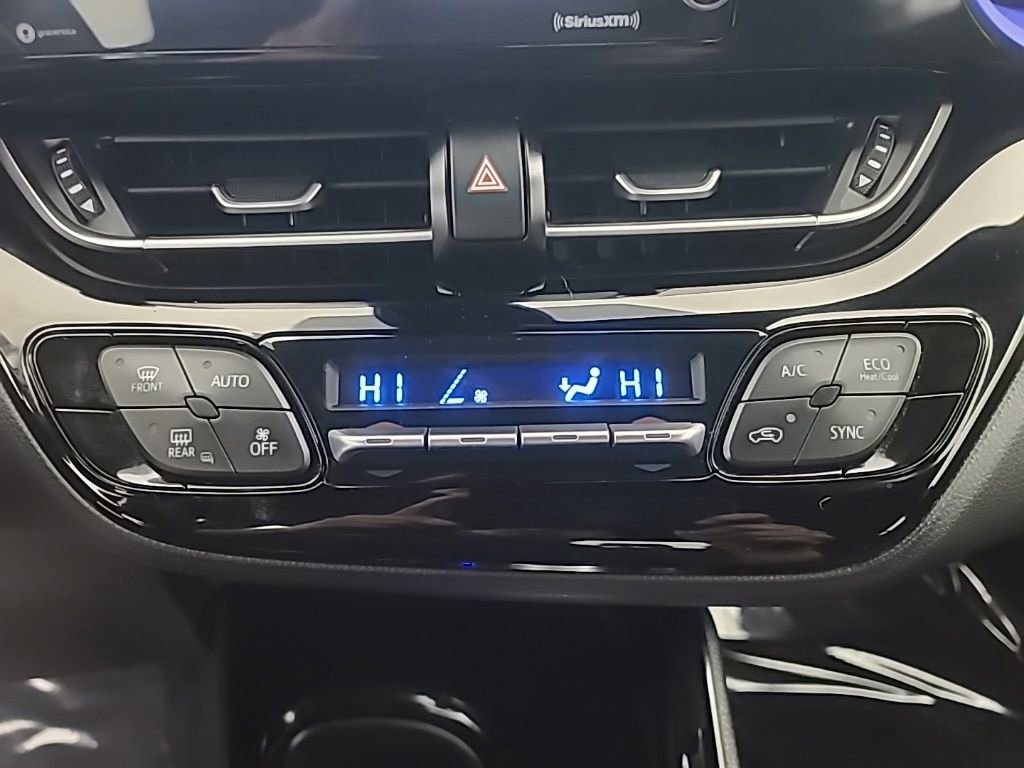 Used 2020 Toyota C-HR XLE image 32