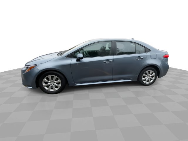 Used 2025 Toyota Corolla LE FWD image 7