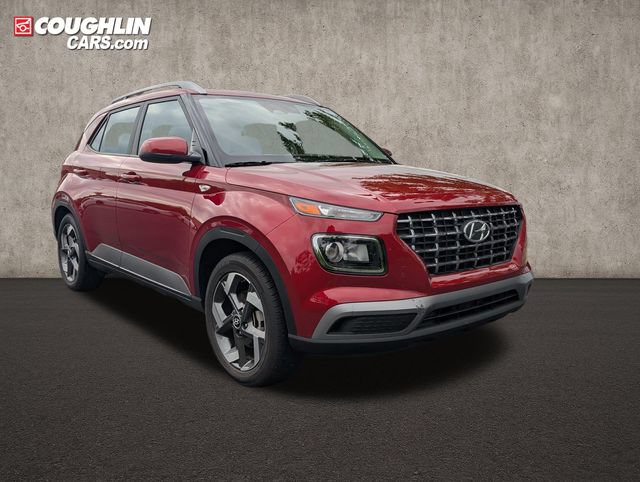 Used 2023 Hyundai Venue SEL w/ Cargo Package FWD image 1