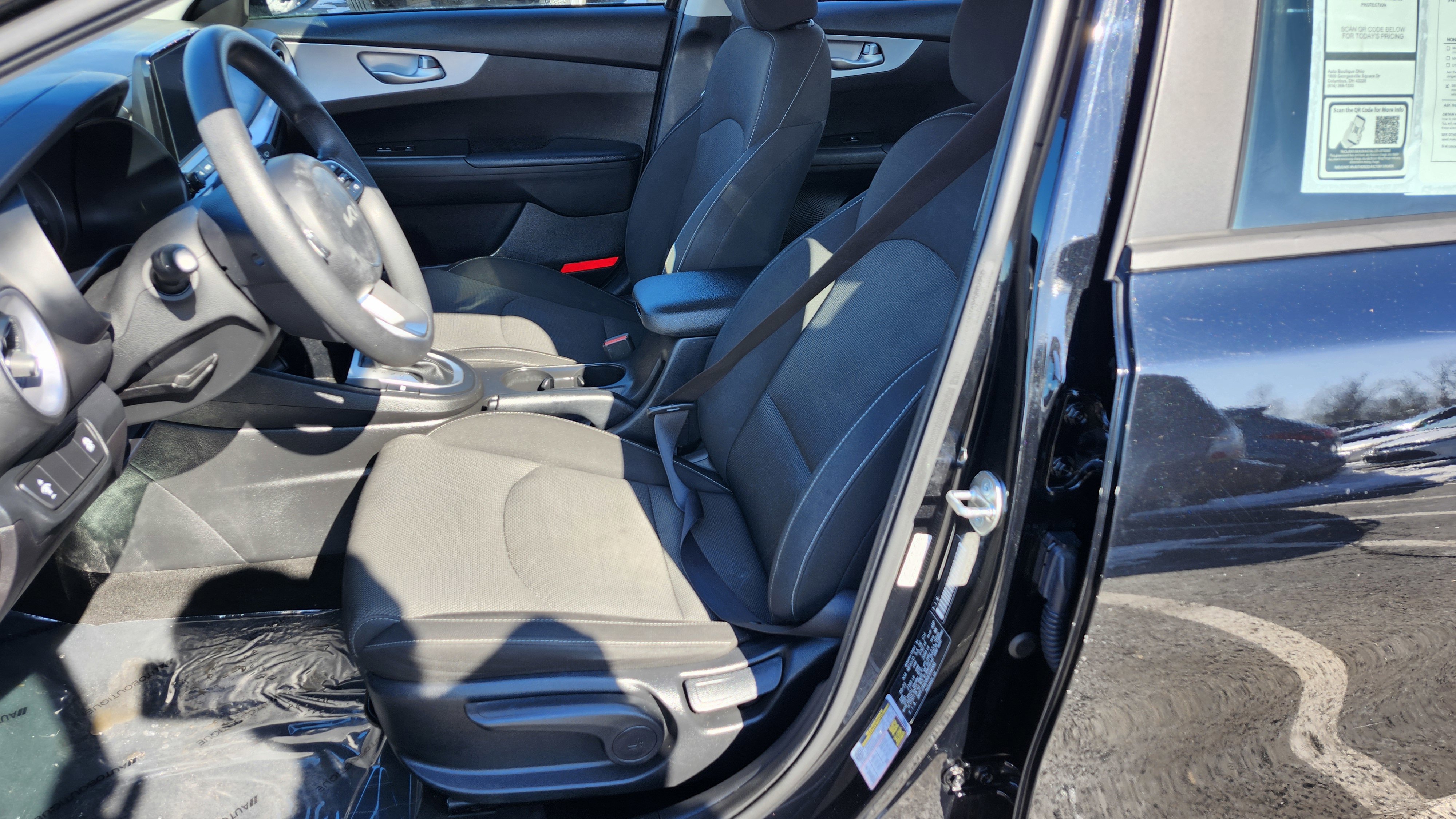 Used 2024 Kia Forte LX image 21