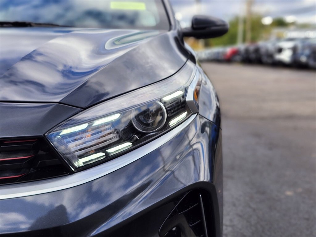 Used 2023 Kia Forte GT-Line w/ GT-Line Premium Package image 10