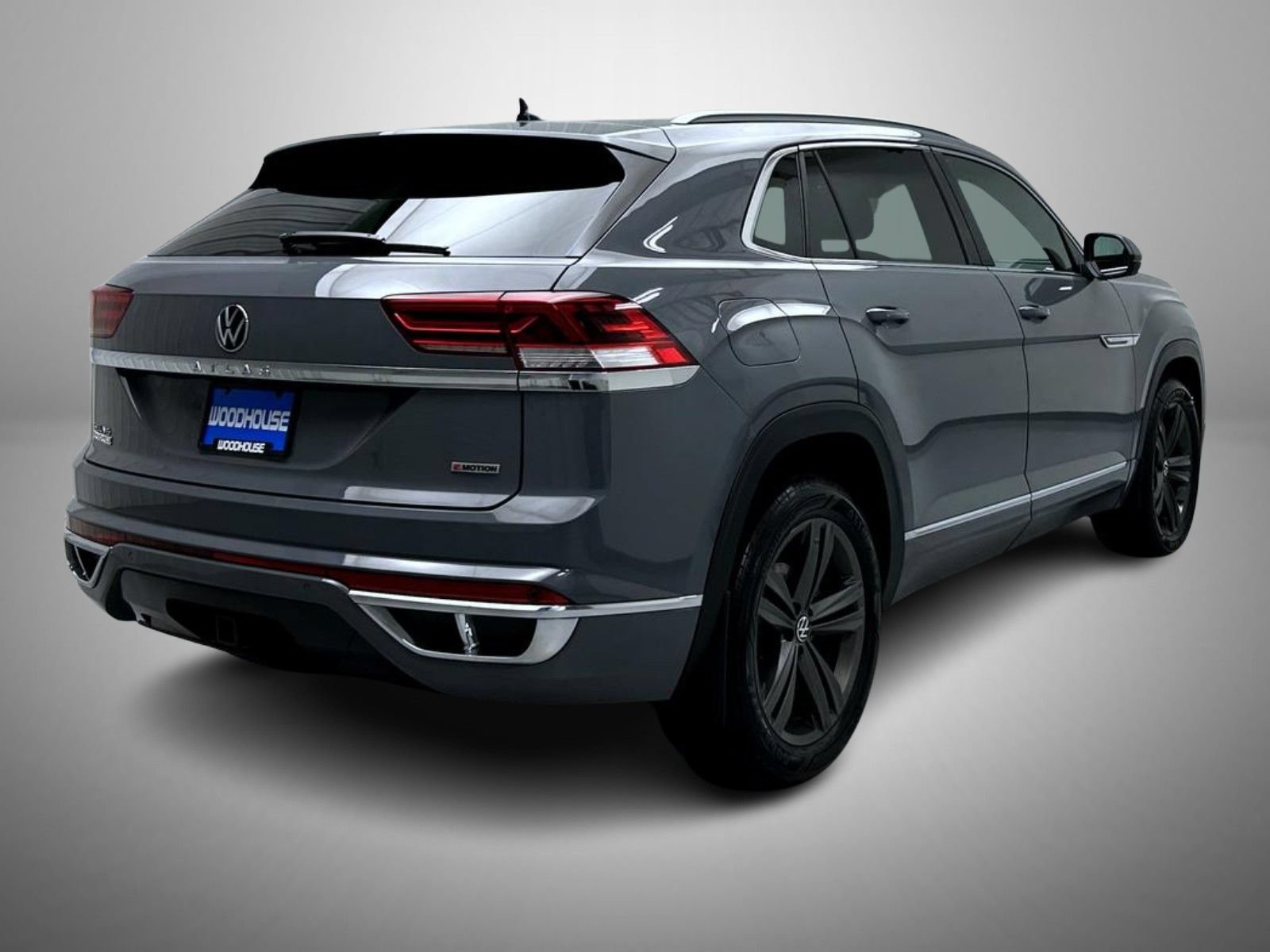 Used 2022 Volkswagen Atlas Cross Sport SEL R-Line AWD/4WD image 5