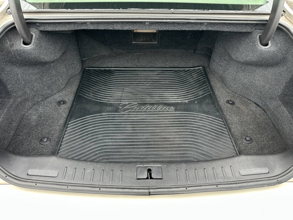 Used 2008 Cadillac DTS w/ Sun And Sound Package FWD image 22