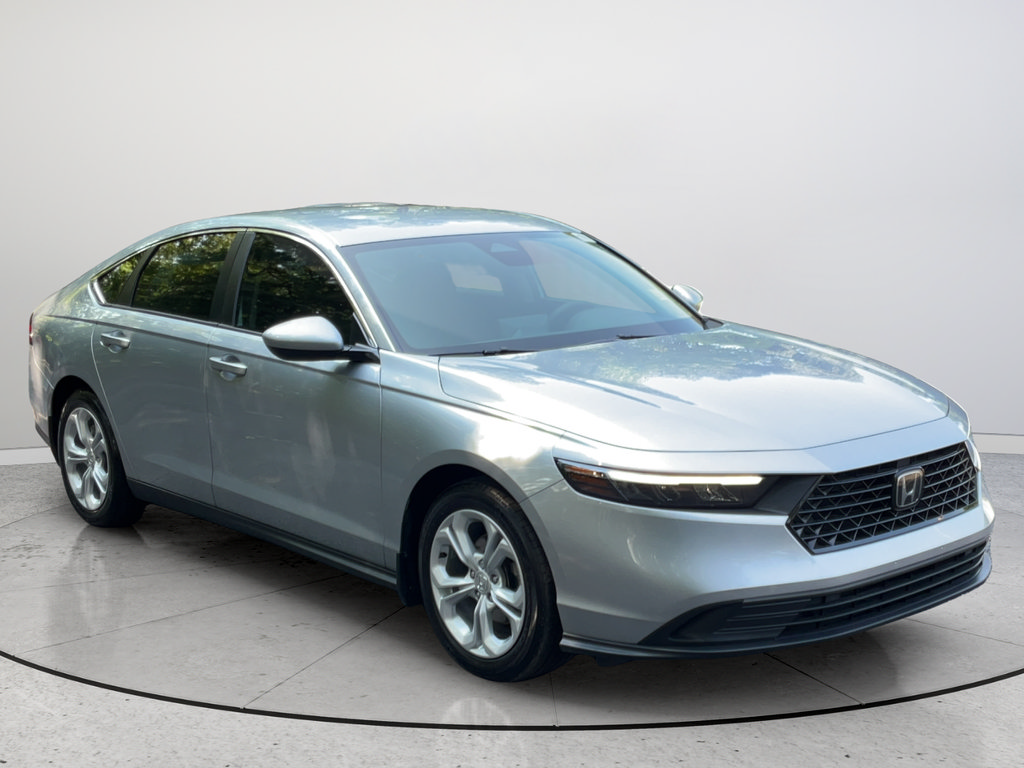Used 2025 Honda Accord LX video 1