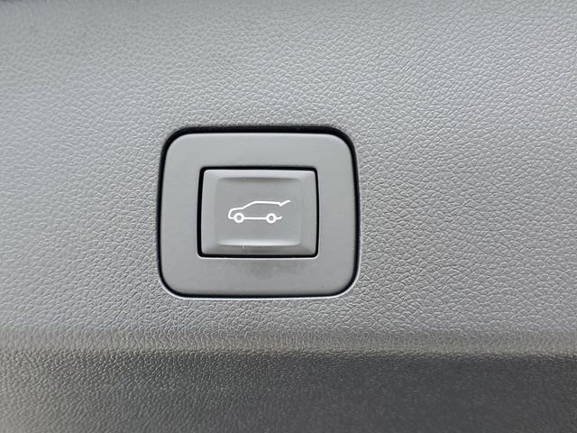 Certified 2023 Buick Encore GX Select w/ Sport Touring Package image 10