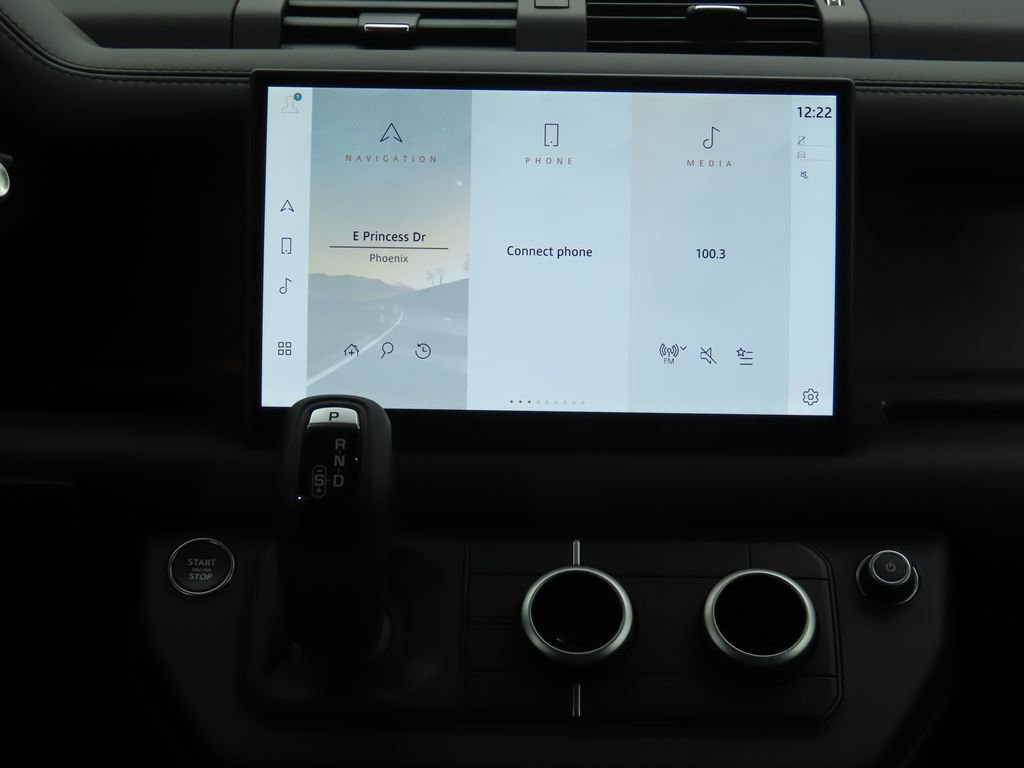 New 2025 Land Rover Defender 130 V8 image 15