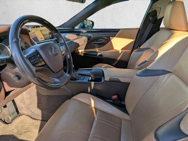 Used 2021 Lexus ES 350 w/ Luxury Package image 19
