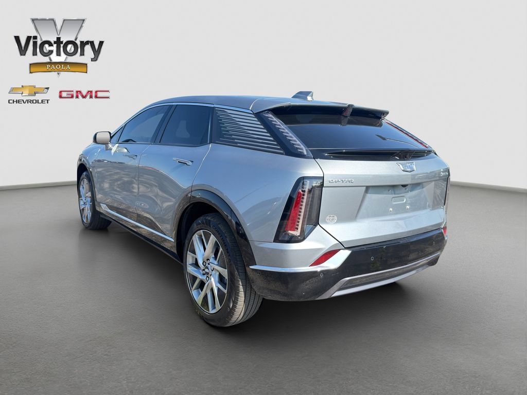 Used 2025 Cadillac Optiq Luxury 1 AWD/4WD image 4