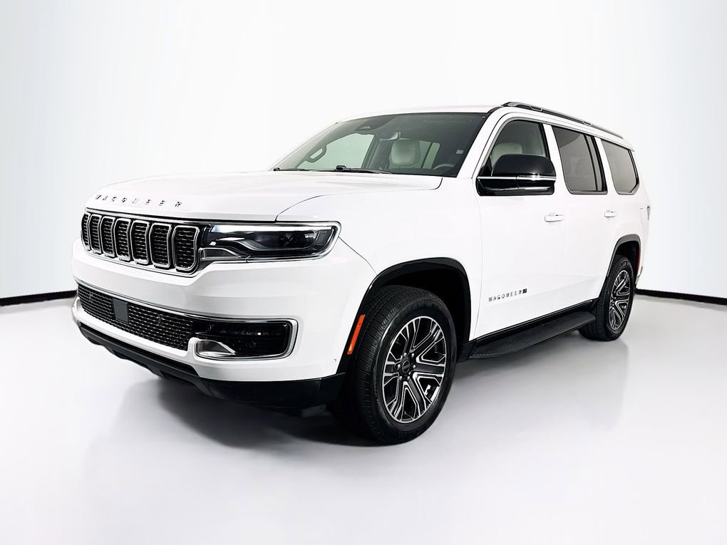 Used 2025 Jeep Wagoneer Series II w/ 8-Passenger Seating Package image 3