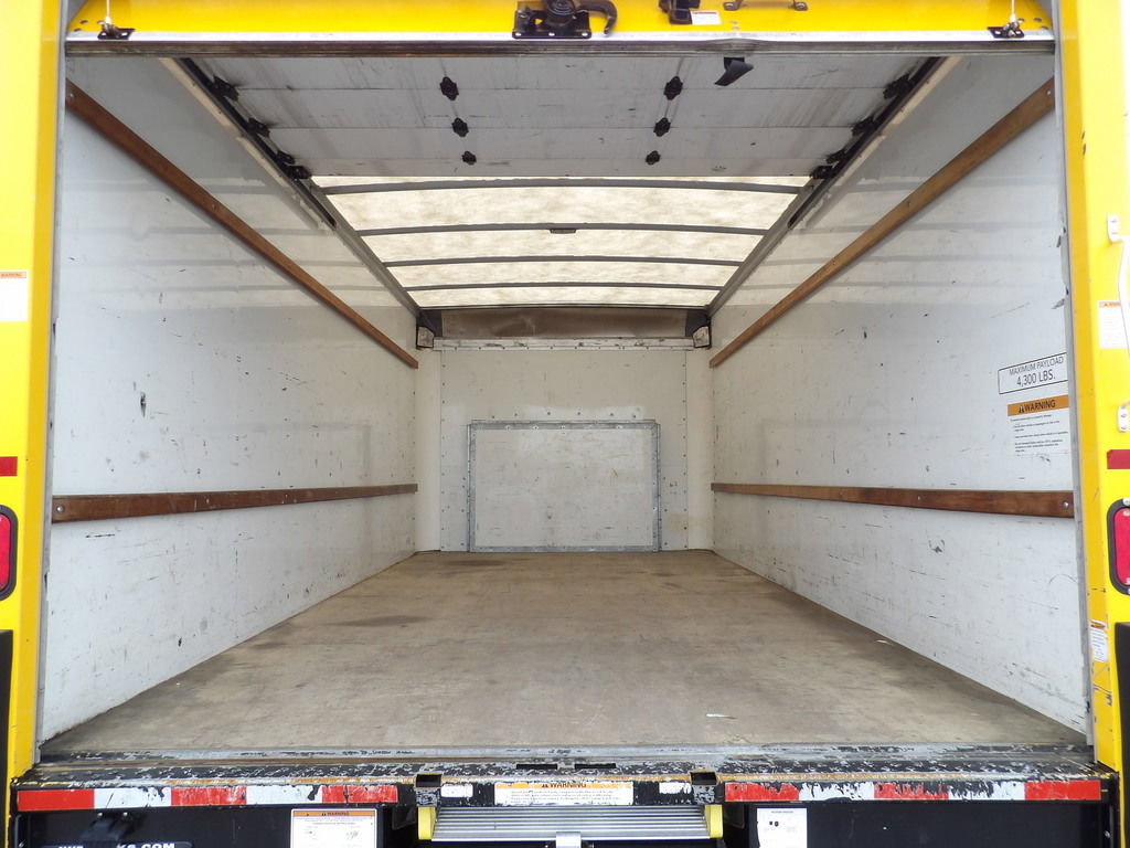 Used 2021 Ford E-350 and Econoline 350 Super Duty RWD image 36