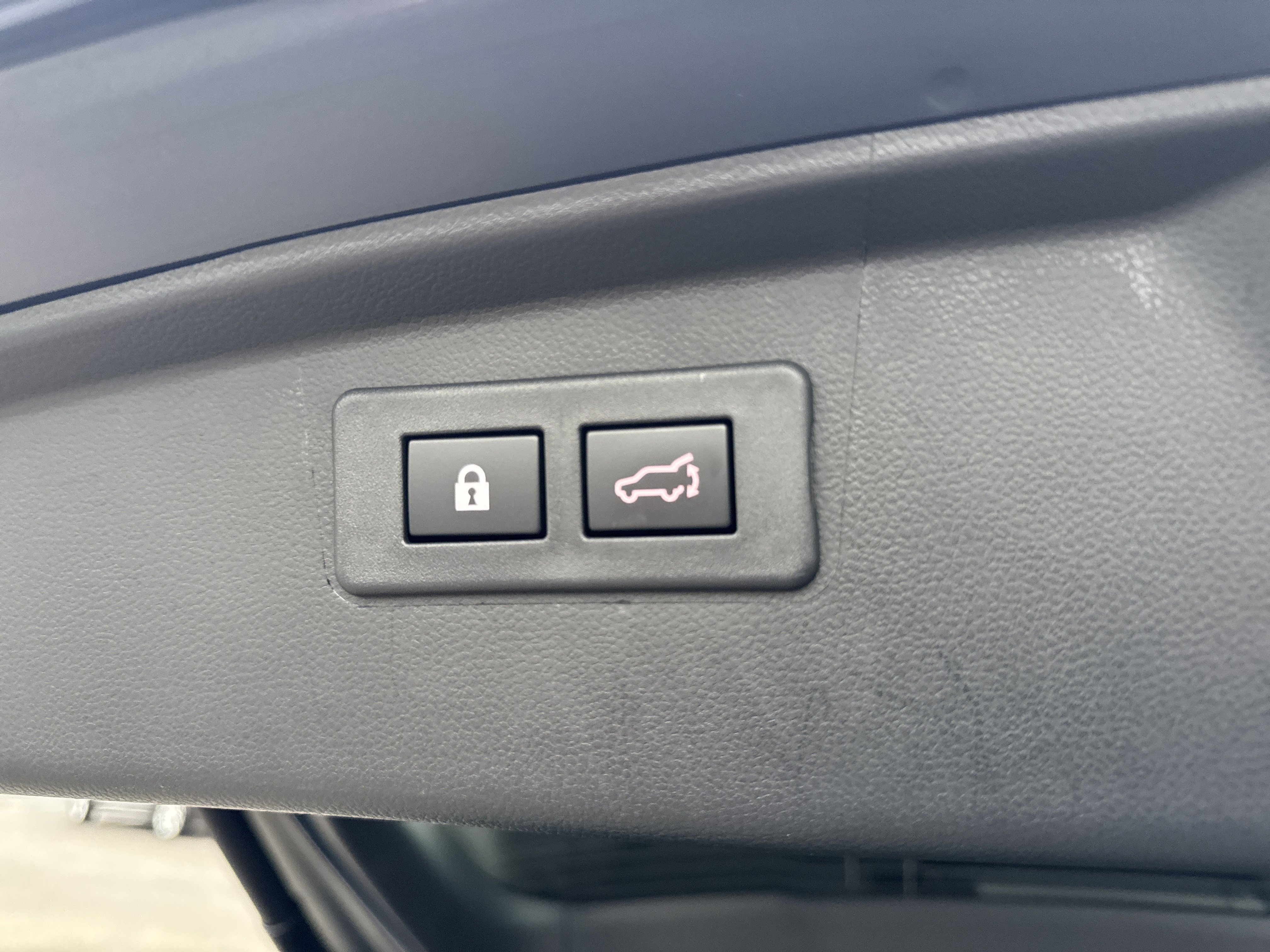 Certified 2025 Subaru Outback Premium w/ Popular Package #1A image 11