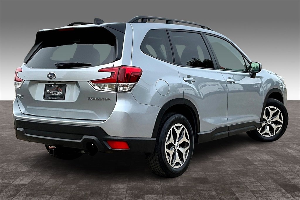 Used 2024 Subaru Forester Premium image 13