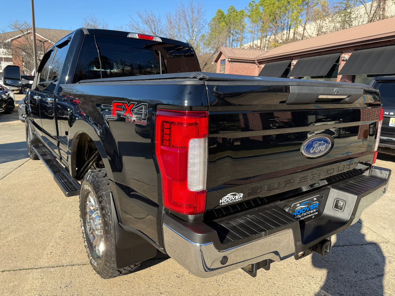 Used 2017 Ford F250 Lariat w/ Lariat Ultimate Package image 3