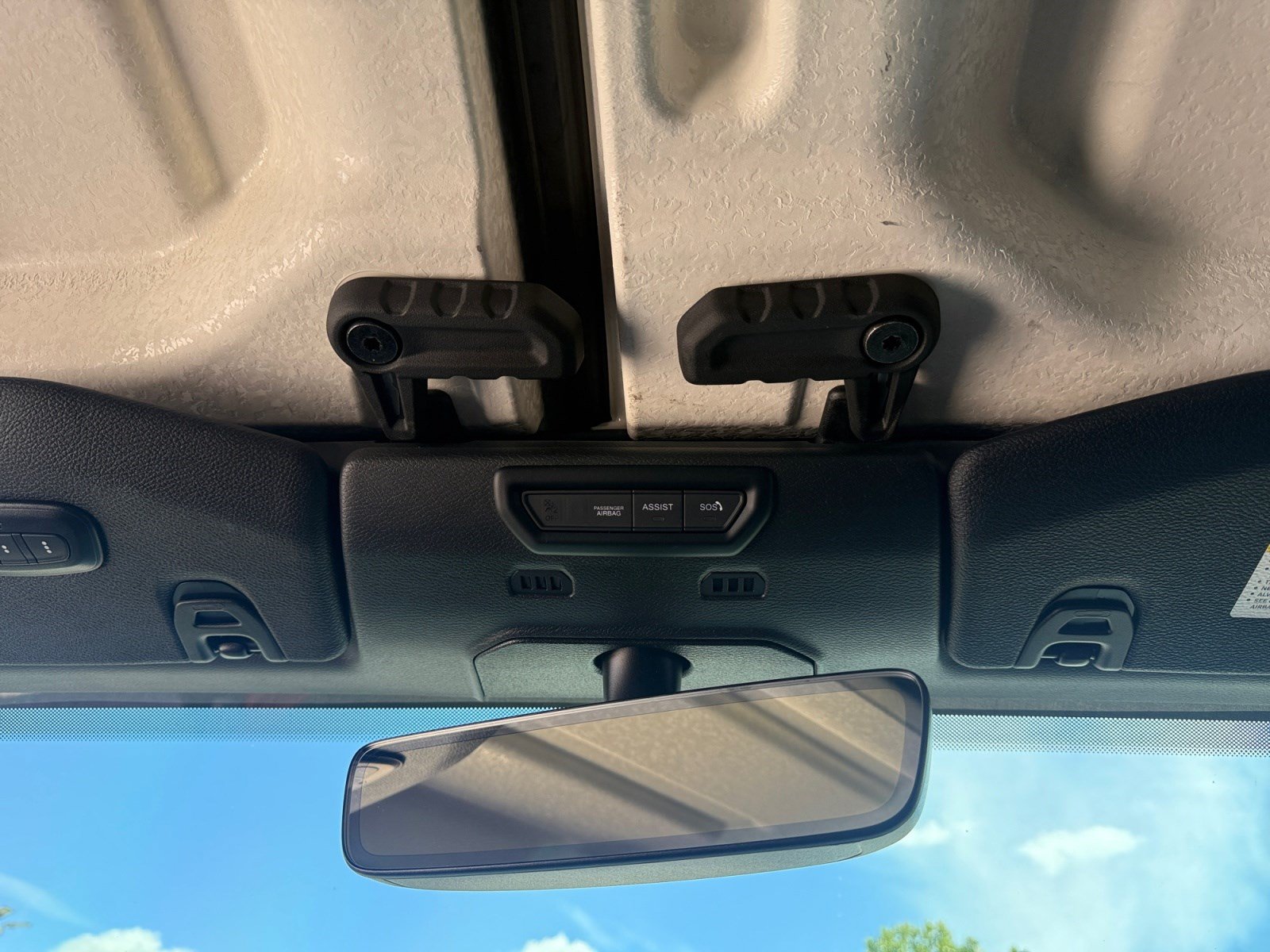 Used 2022 Jeep Gladiator Sport AWD/4WD image 31