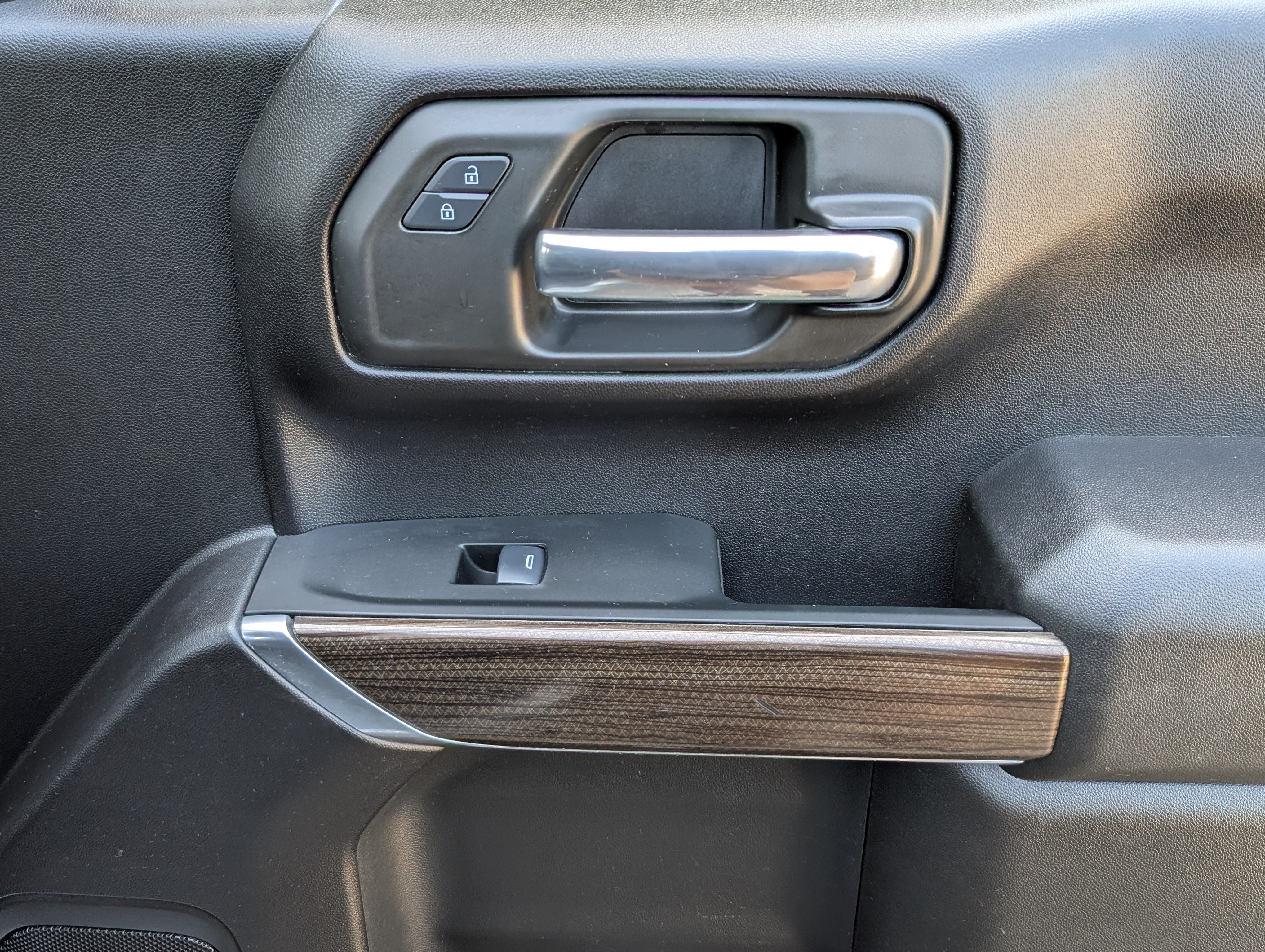 Used 2024 Chevrolet Silverado 1500 Custom AWD/4WD image 19