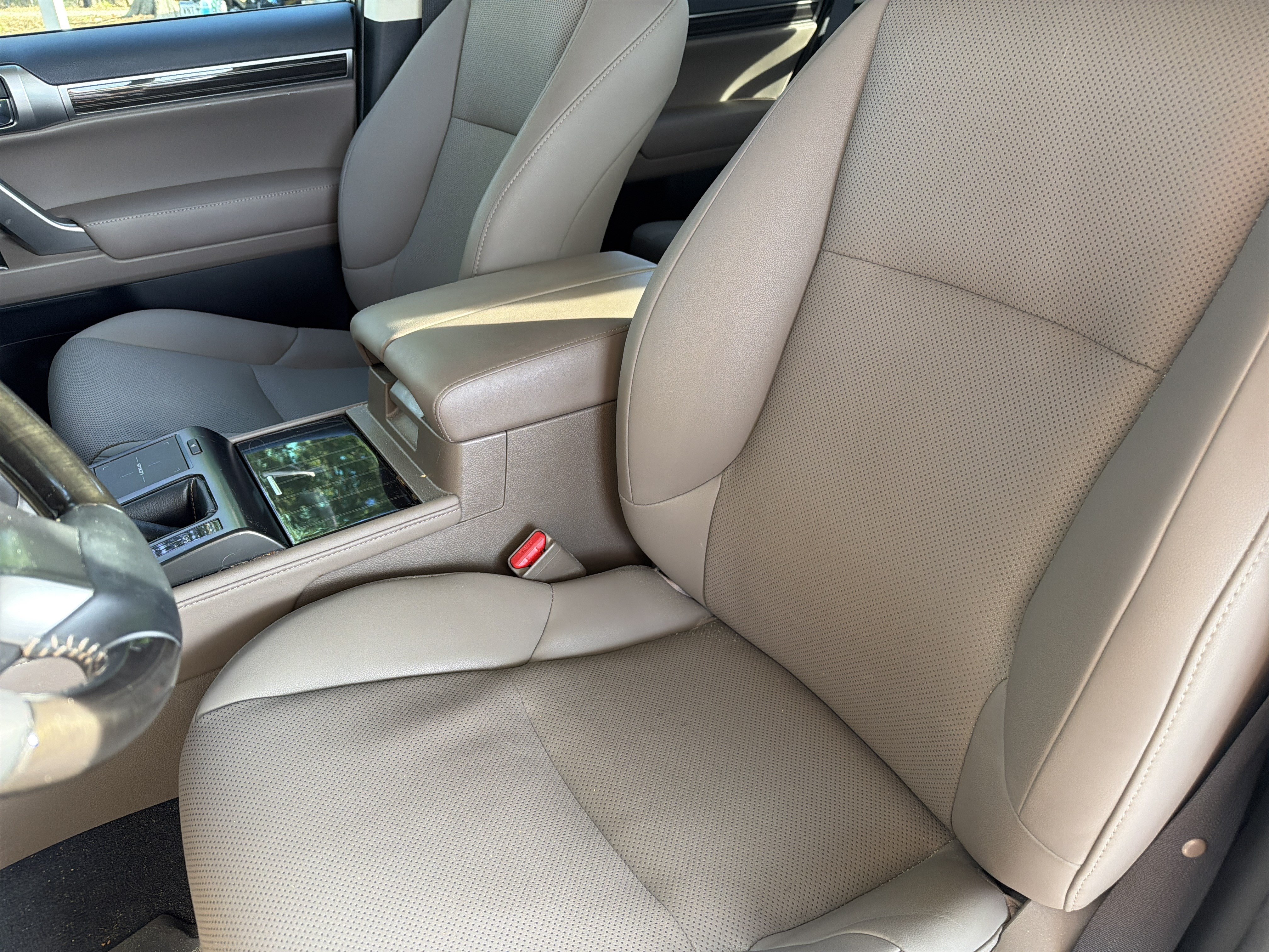 Used 2023 Lexus GX 460 Premium w/ Premium Package AWD/4WD image 17