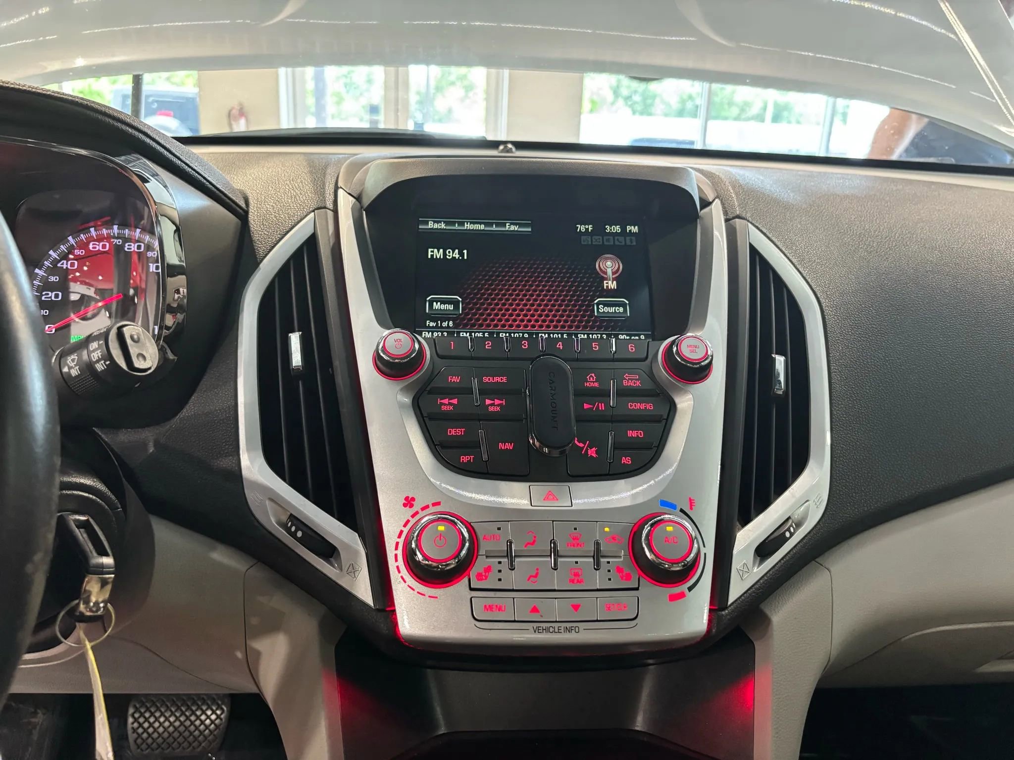 Used 2016 GMC Terrain SLT w/ Open Road Package image 26