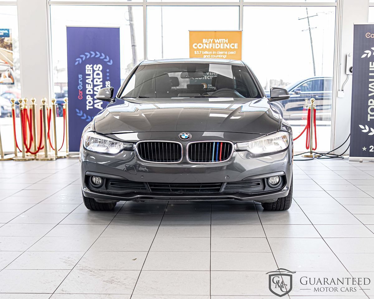 Used 2016 BMW 328i xDrive Sedan AWD/4WD image 2