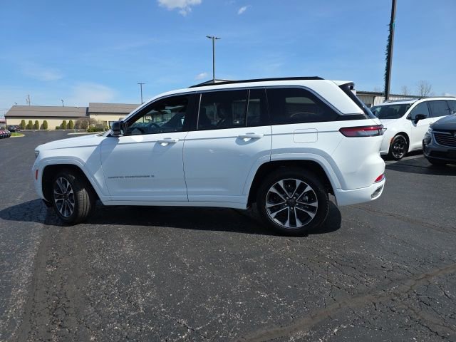 Used 2025 Jeep Grand Cherokee Overland w/ Adv Protech Group III image 4