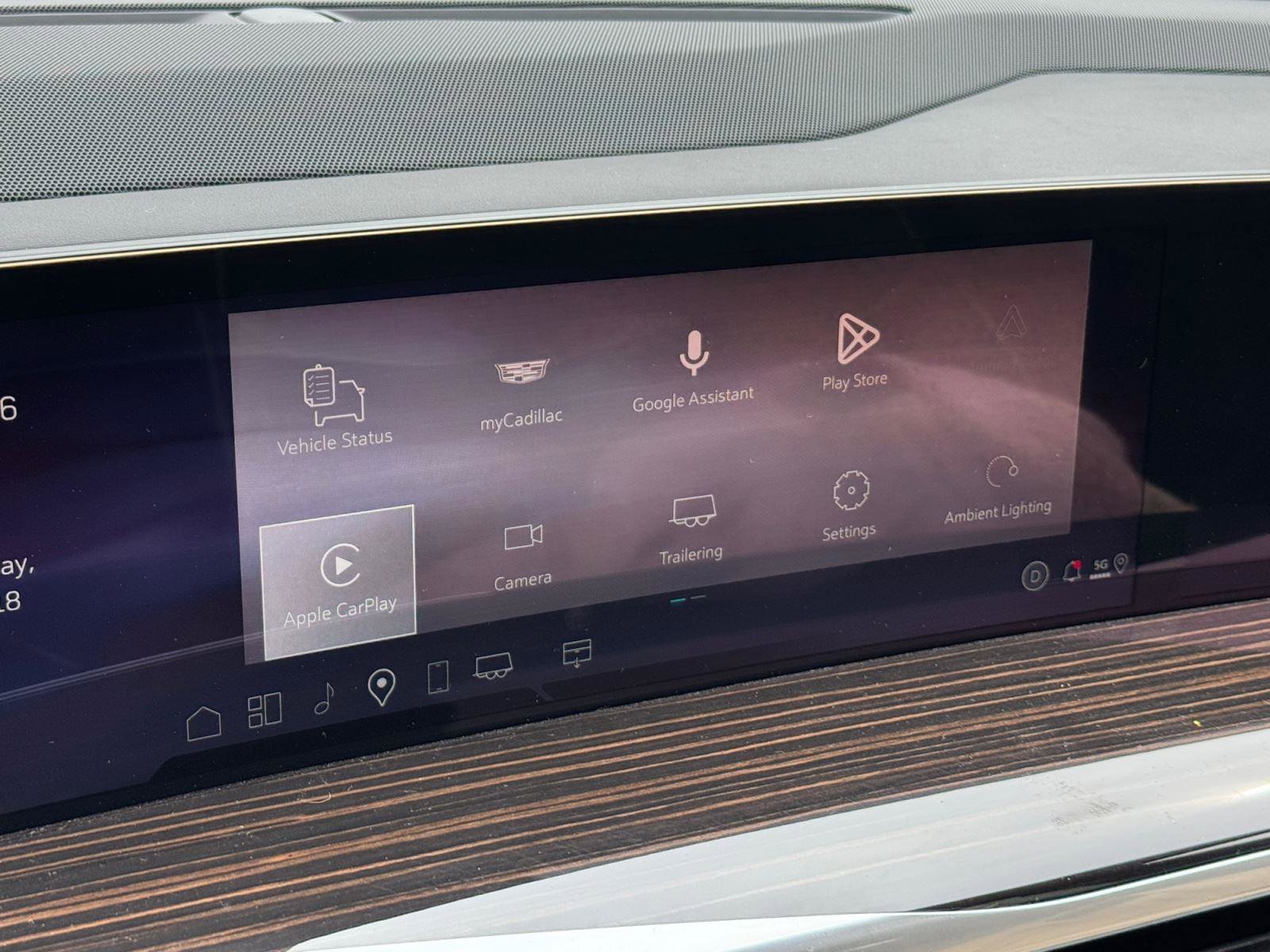 New 2026 Cadillac Escalade Luxury w/ LPO, Radiant Package image 16