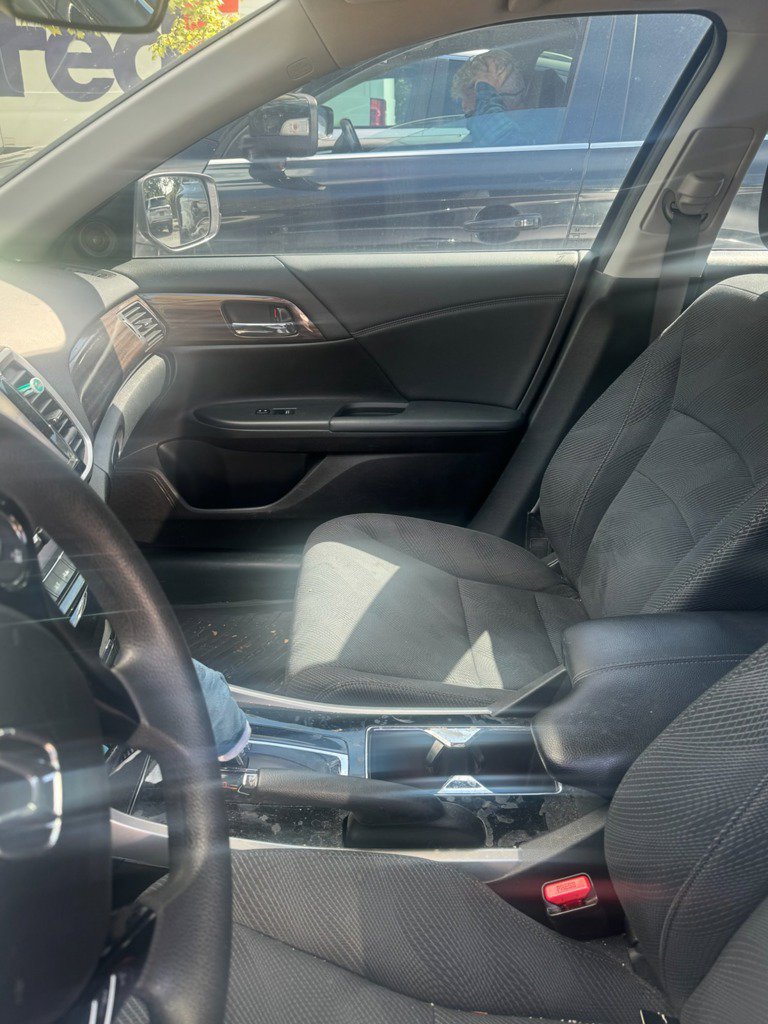 Used 2016 Honda Accord EX image 7