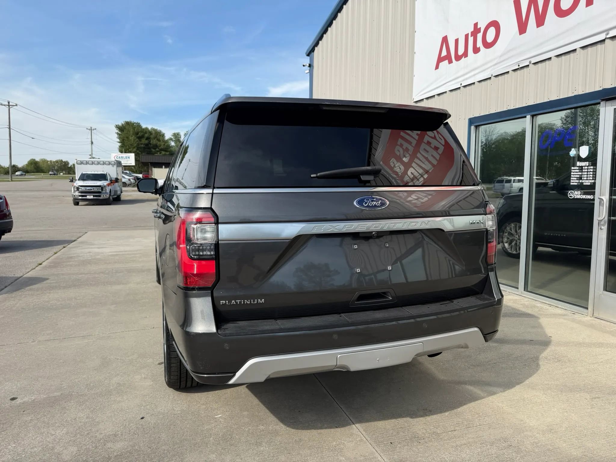 Used 2018 Ford Expedition Max Platinum image 24