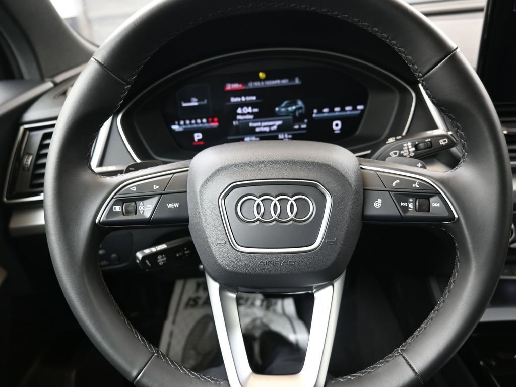 Certified 2025 Audi Q5 2.0T Premium w/ Convenience Plus Package image 25