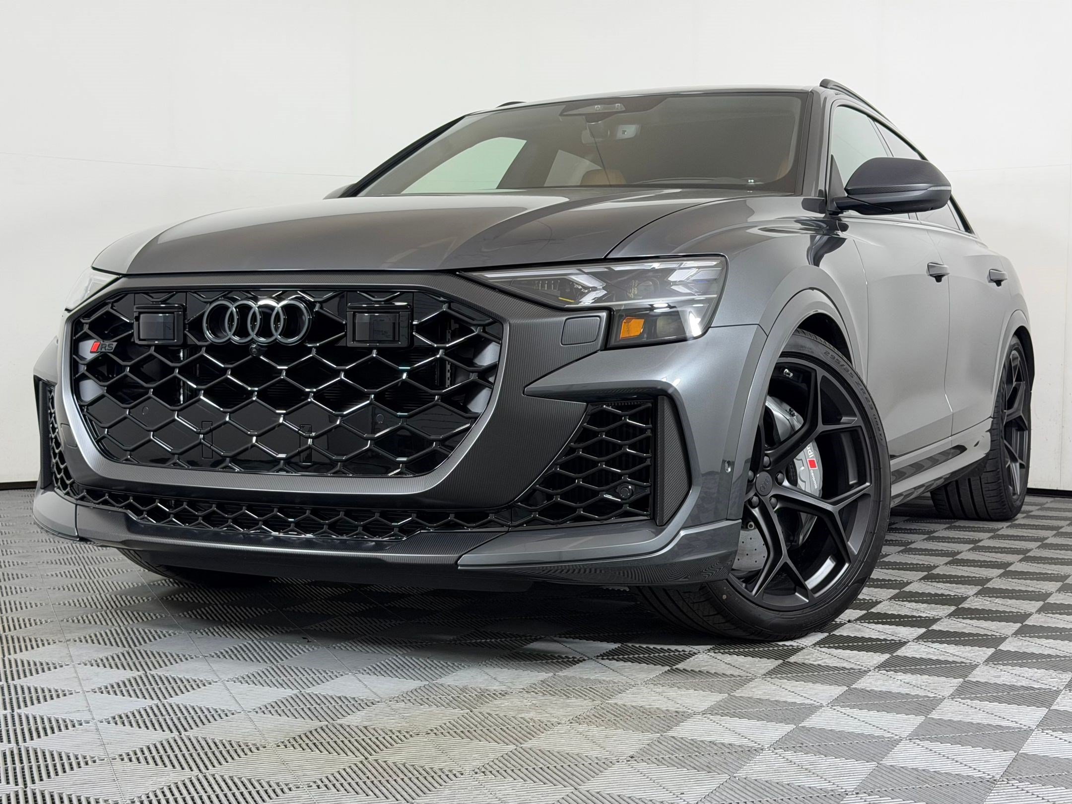 New 2027 Audi RS Q8 performance AWD/4WD image 30