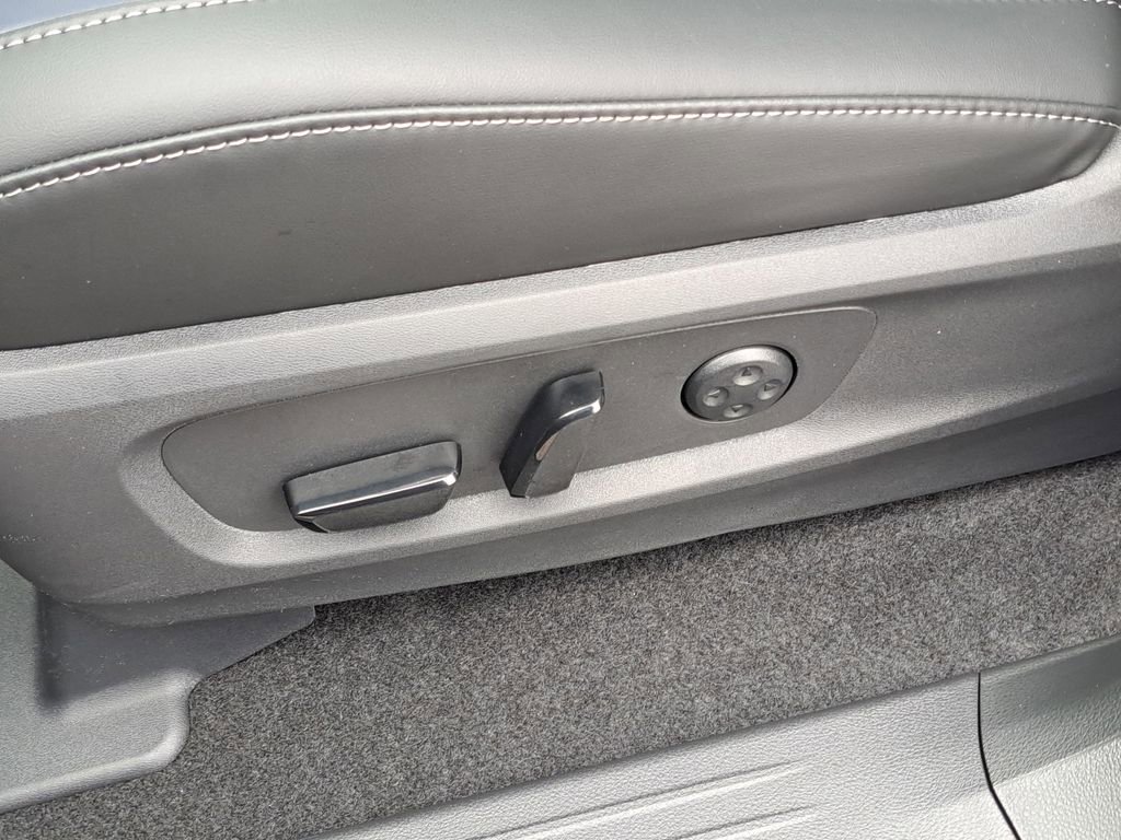 New 2026 INFINITI QX60 Sport w/ Dark Cargo Package image 14