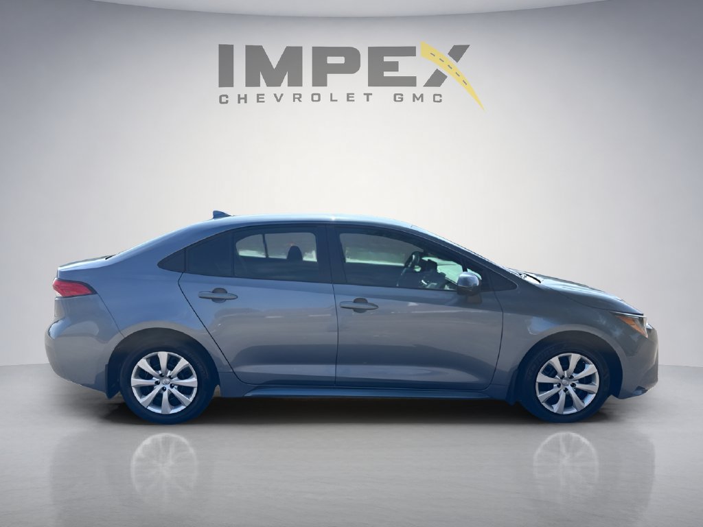 Used 2026 Toyota Corolla LE FWD image 6