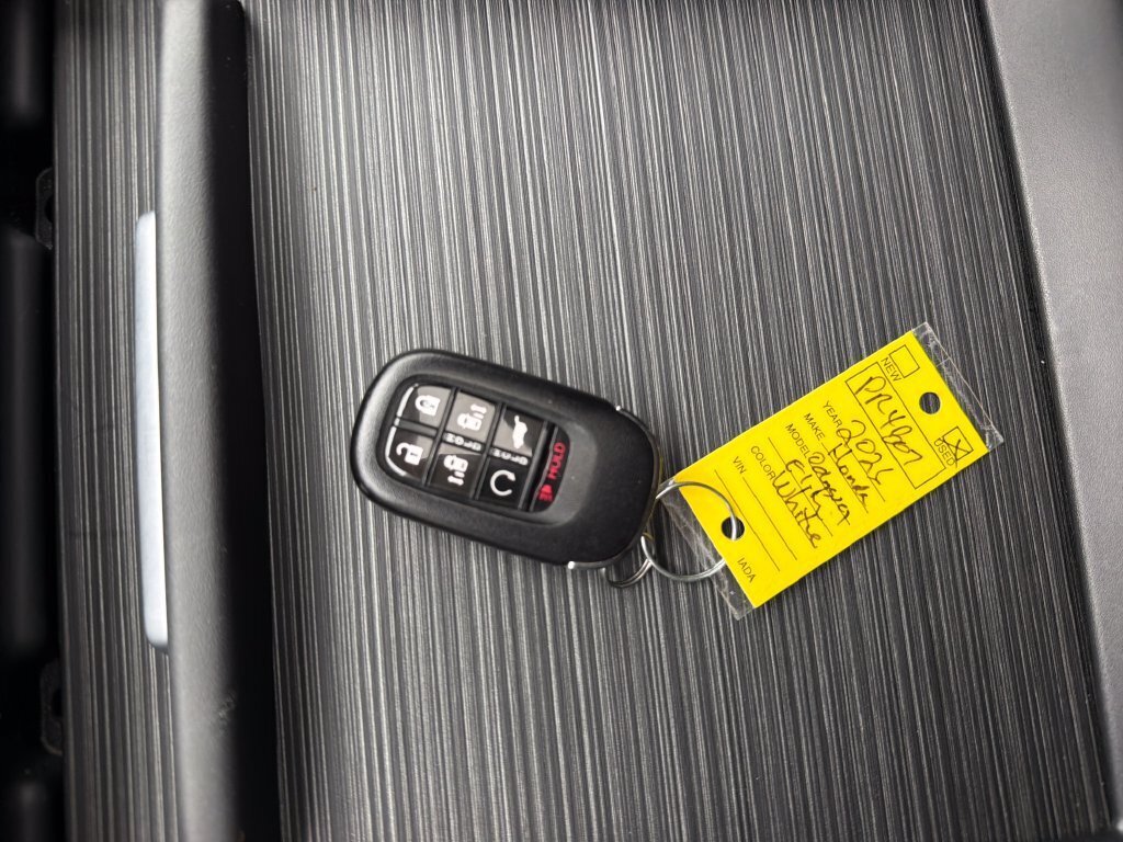 Certified 2026 Honda Odyssey Elite image 31