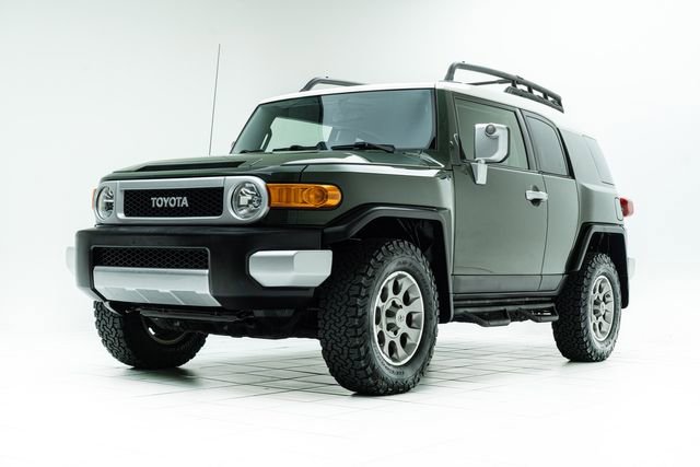Used 2014 Toyota FJ Cruiser 4WD w/ Upgrade Package image 8