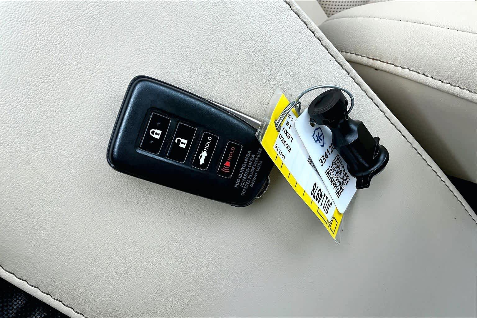 Used 2018 Lexus ES 350 w/ Premier Package image 15