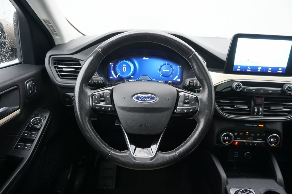 Used 2021 Ford Escape Titanium w/ Titanium Elite Package image 14