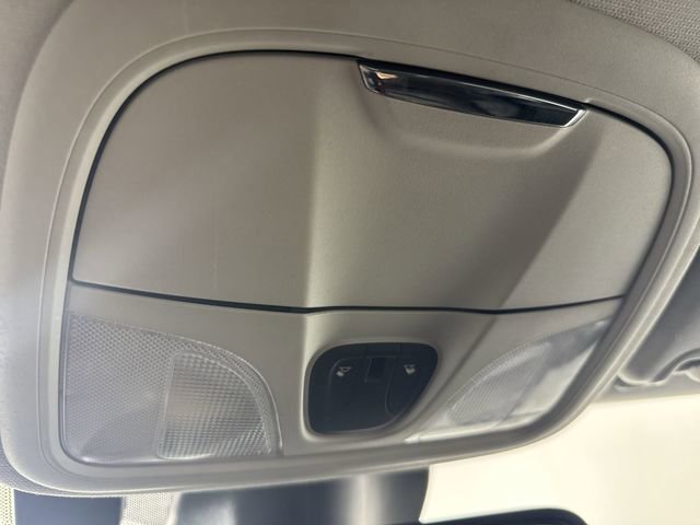 Used 2021 Jeep Cherokee Latitude Plus image 9