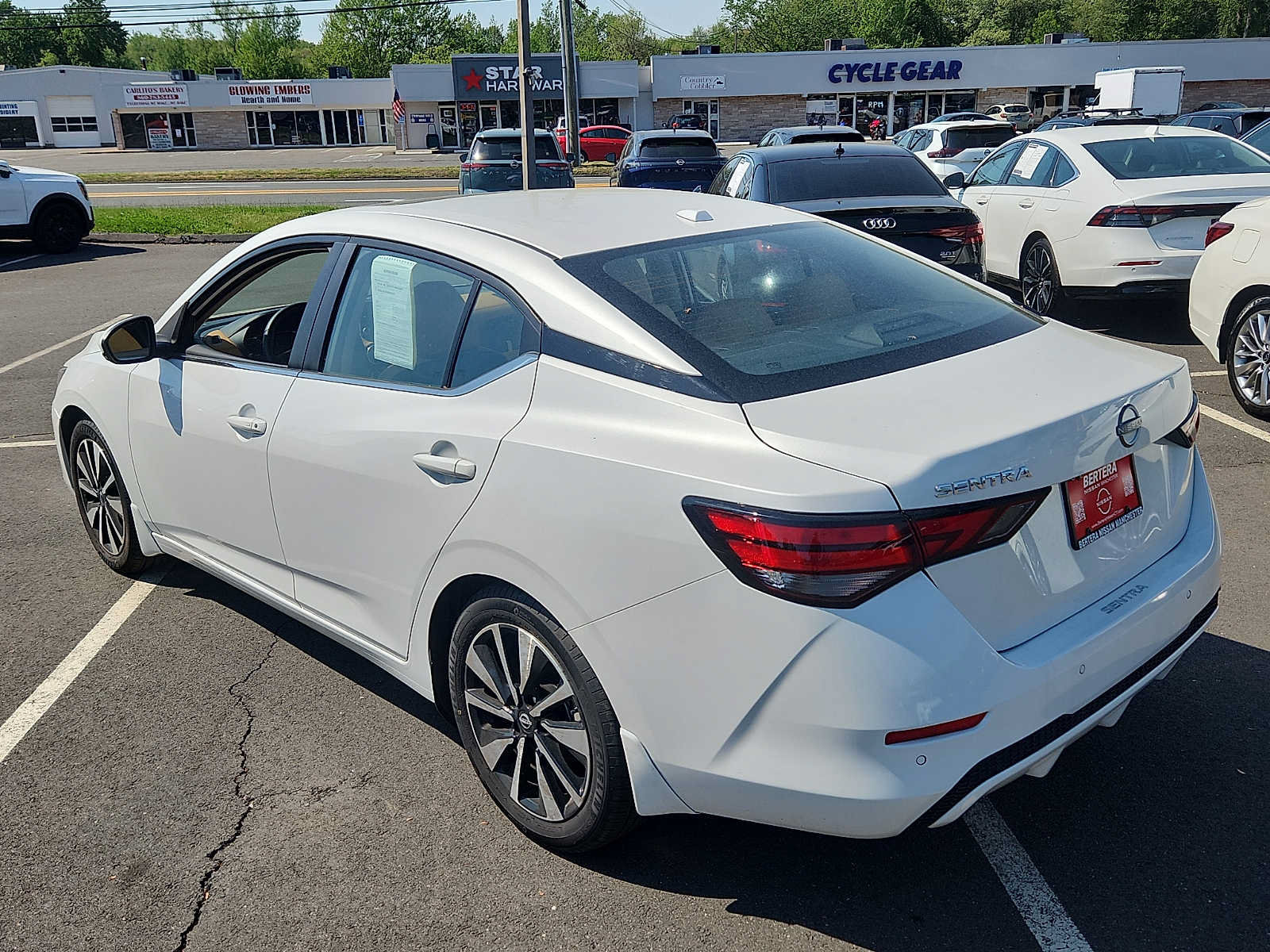 Certified 2025 Nissan Sentra SV w/ SV Premium Package FWD image 6