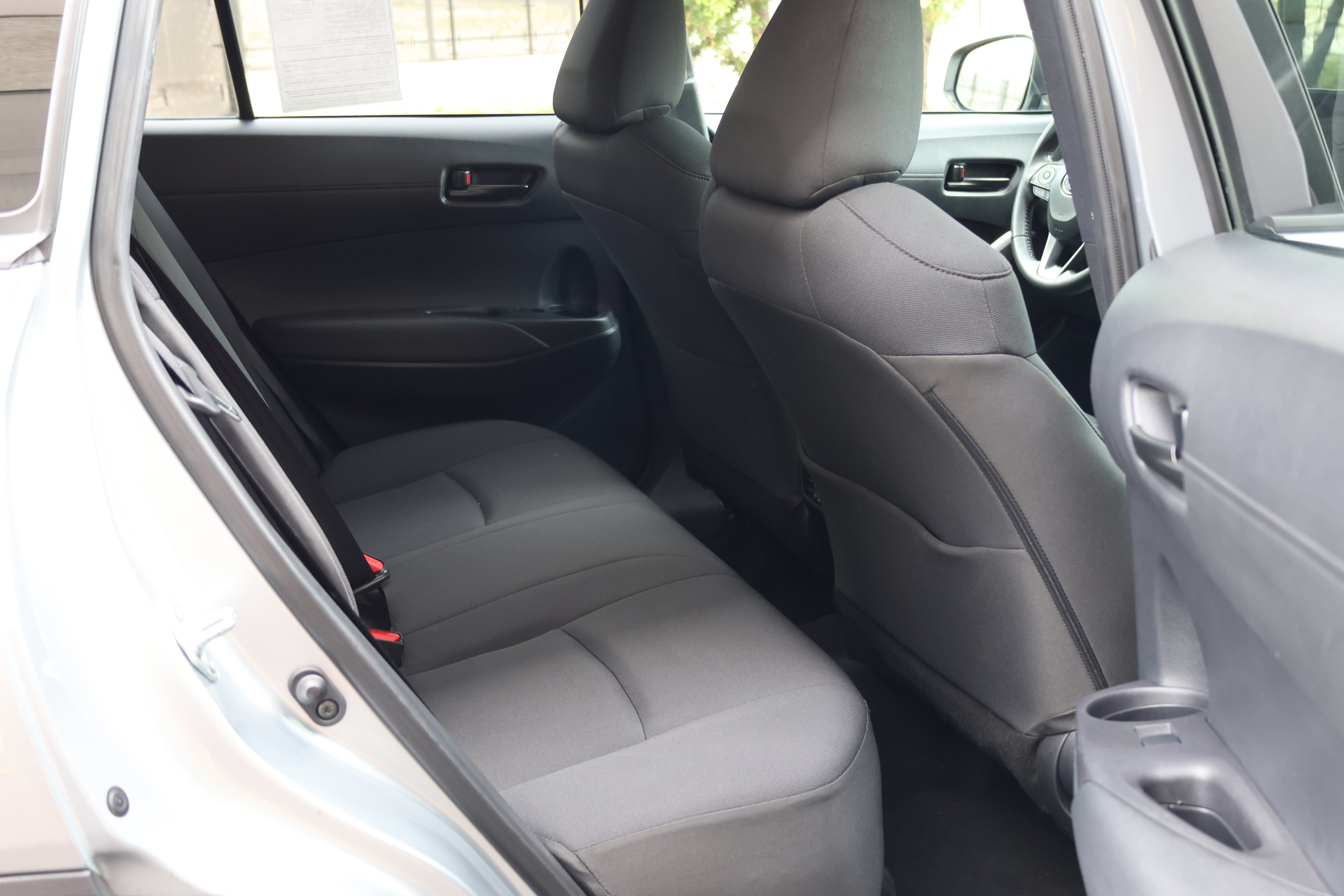 Used 2024 Toyota Corolla Cross LE AWD/4WD image 17