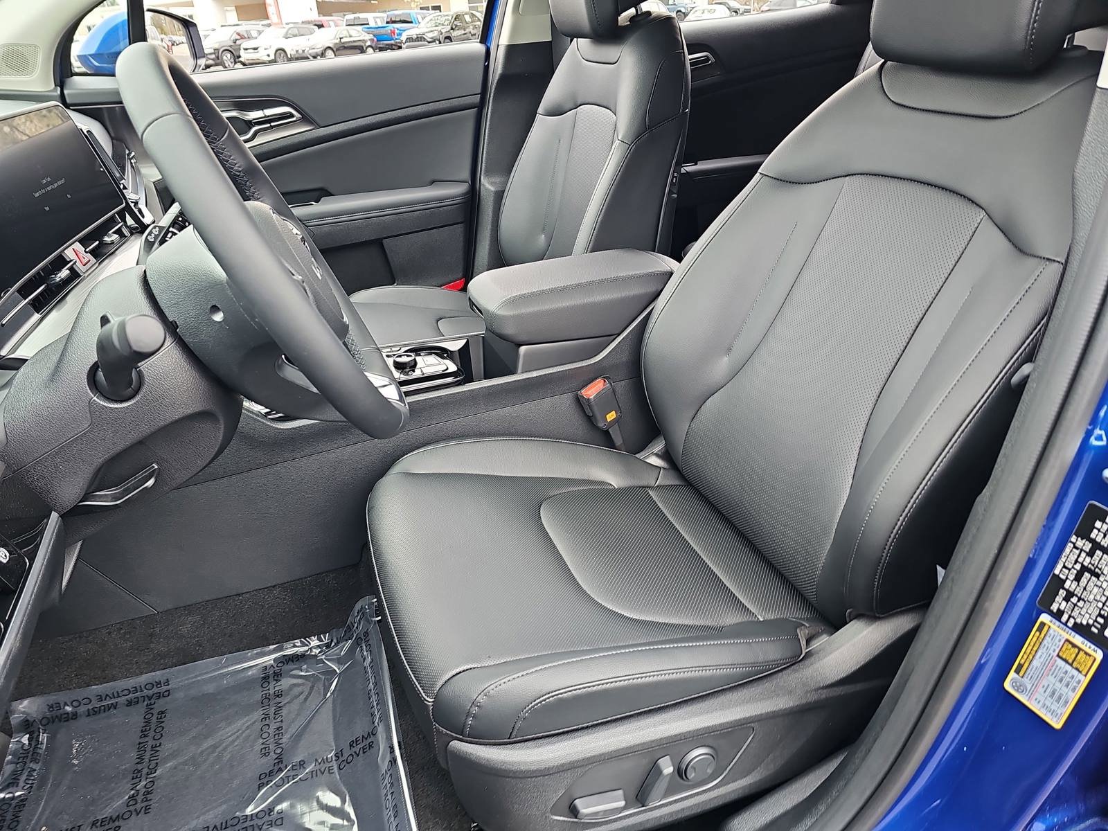 New 2025 Kia Sportage EX FWD image 15