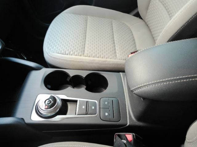 Used 2020 Ford Escape SE FWD image 32