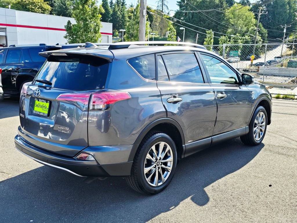 Used 2018 Toyota RAV4 Limited w/ Carpet Mat Package AWD/4WD image 7