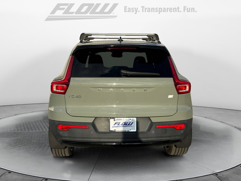 Used 2021 Volvo XC40 P8 Recharge w/ Advanced Package image 8
