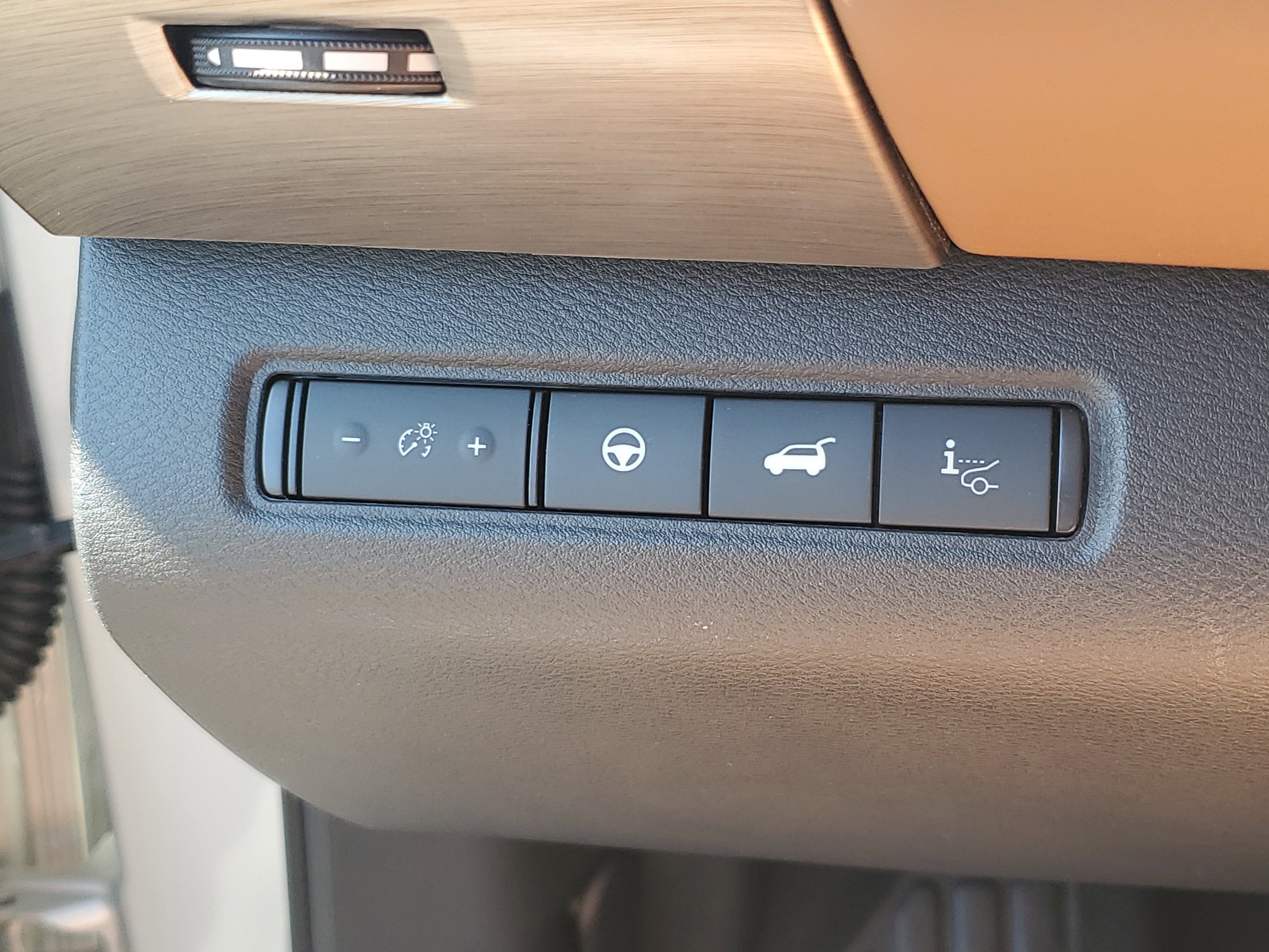 Certified 2023 Nissan Pathfinder Platinum image 25