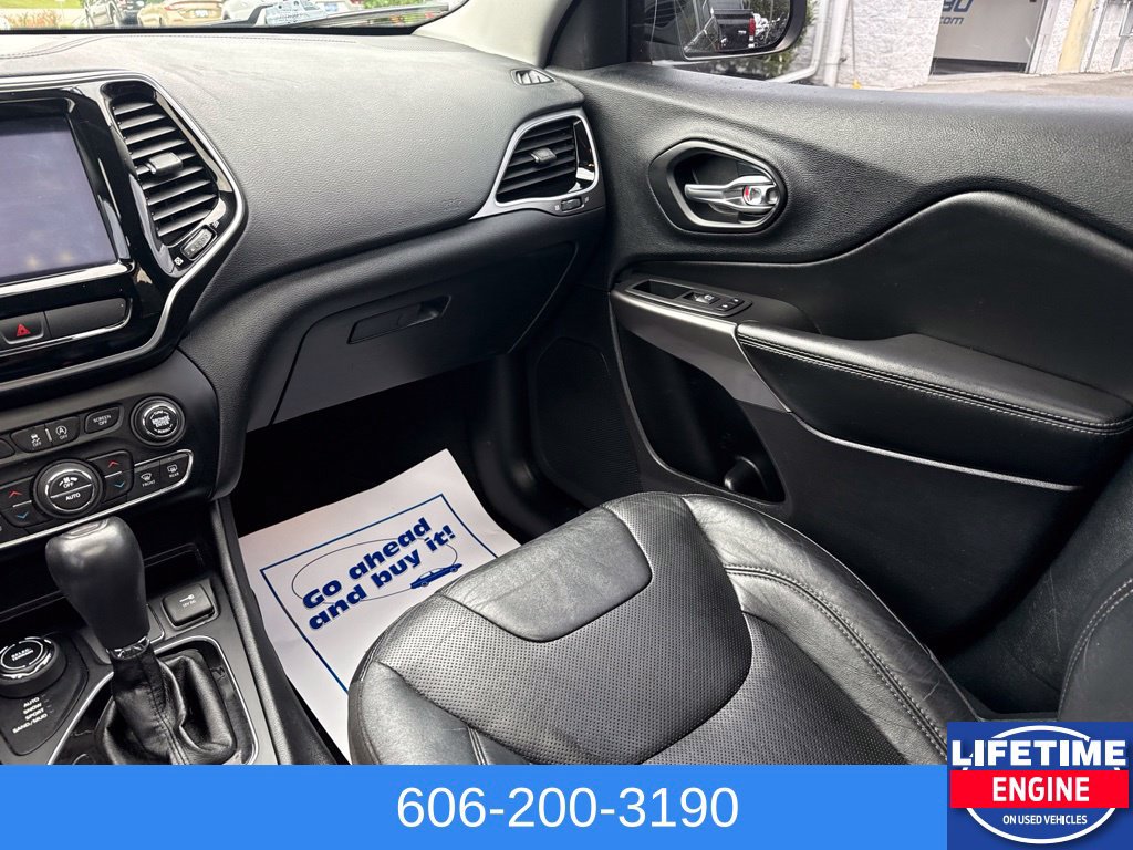 Used 2020 Jeep Cherokee Limited AWD/4WD image 18