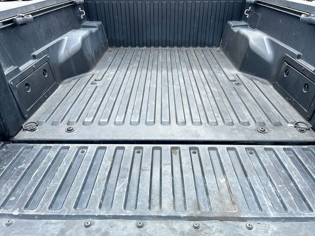 Used 2021 Toyota Tacoma SR5 w/ Technology Package image 23