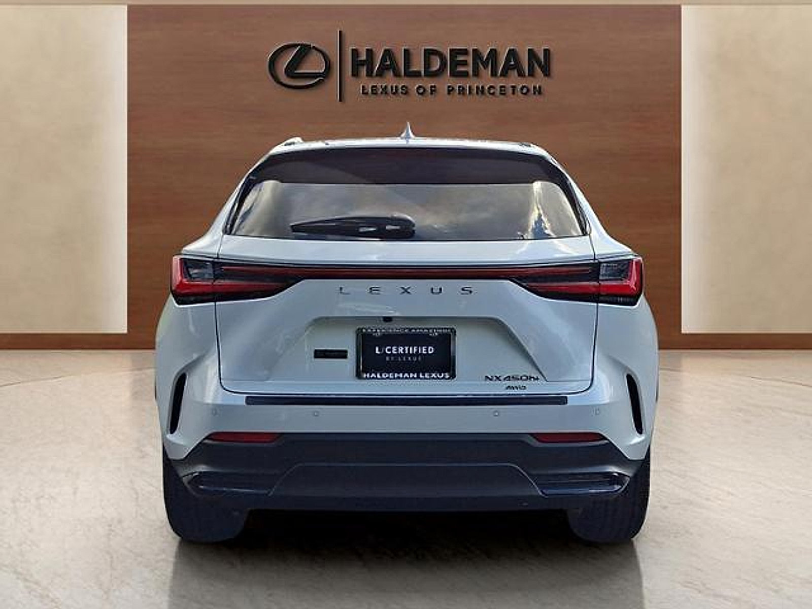 Certified 2023 Lexus NX 450h+ AWD w/ Accessory Package (Z2) image 5
