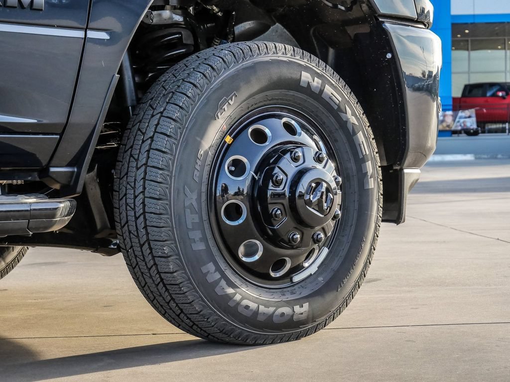 New 2026 RAM 3500 Laramie w/ Night Edition AWD/4WD image 69