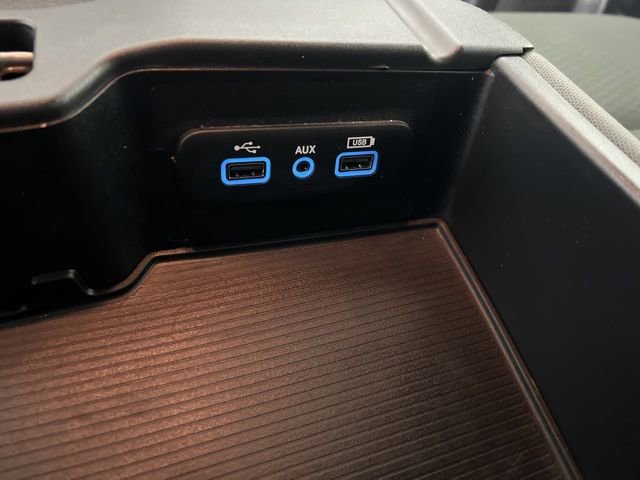 Used 2019 RAM 1500 Classic SLT image 25