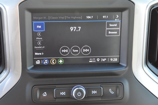Used 2024 Chevrolet Silverado 1500 Custom w/ Turbomax Blackout Package AWD/4WD image 23