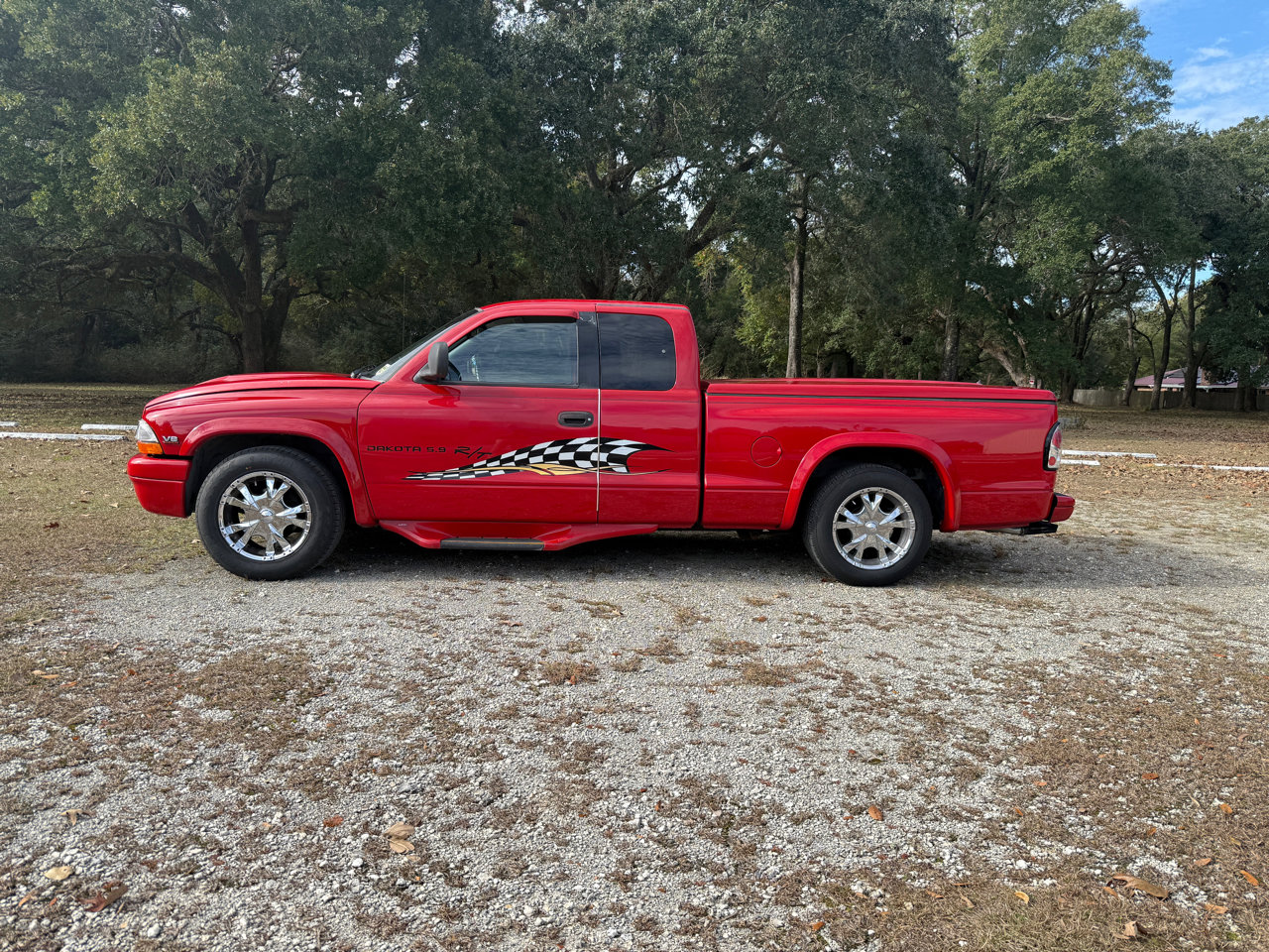 Used 1999 Dodge Dakota Sport image 2